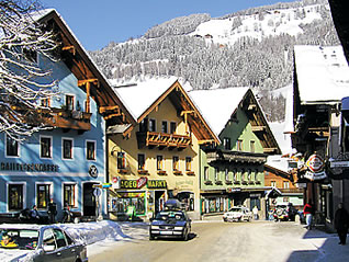 skiurlaub in wagrain, salzburgerland Ansicht Wagrain, Ortsmitte von Wagrain